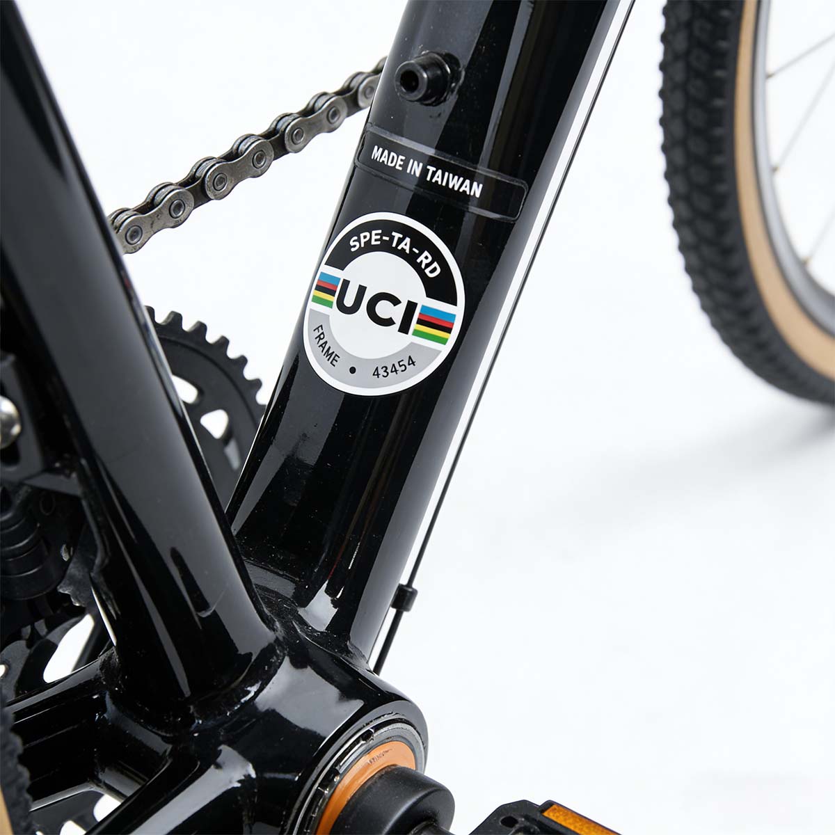 UCI Cycling Frame Stickers Dur - đánh giá và giá Aero Cycling Helmet